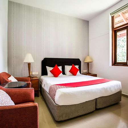 Oyo 104 Pegasus Hotel Singapour Extérieur photo