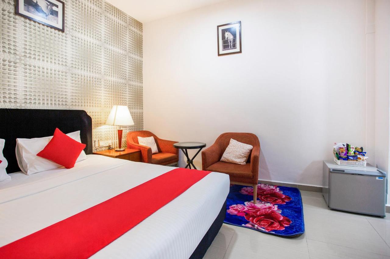 Oyo 104 Pegasus Hotel Singapour Extérieur photo
